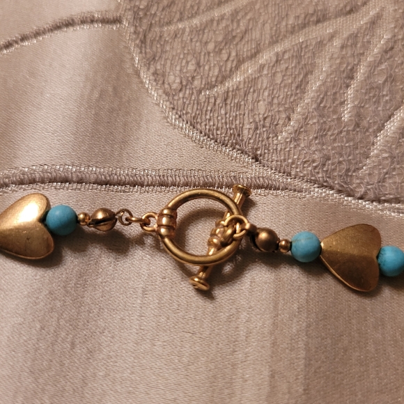 Bactrian Heart Necklace with Turquoise 18 in. - Museum Shop Collection - Picture 6 of 9